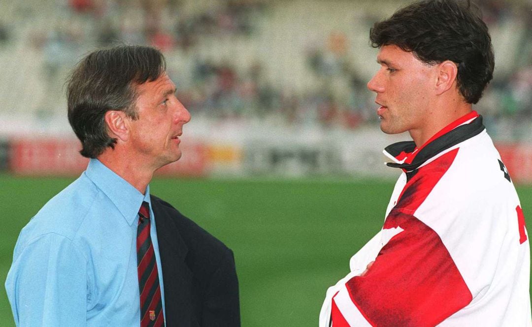 Johan Cruyff y Marco Van Basten.