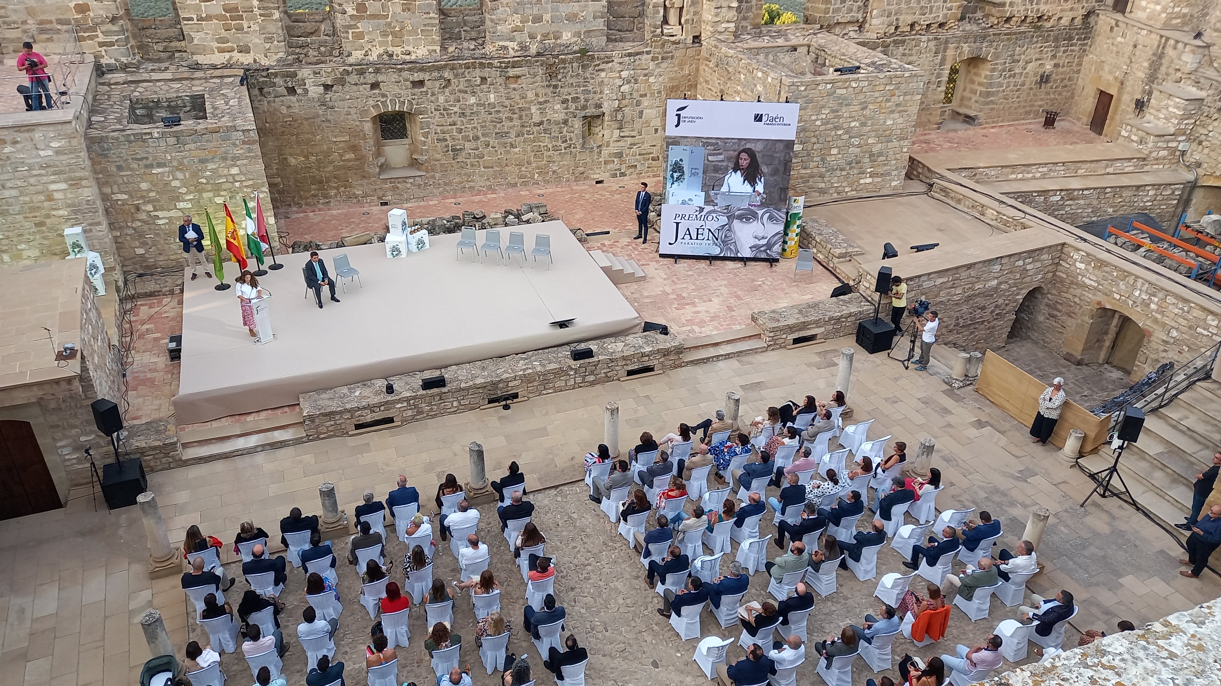 Foto aérea de la entrega en el Castillo de Sabiote de los Premios Jaén Paraíso Interior.