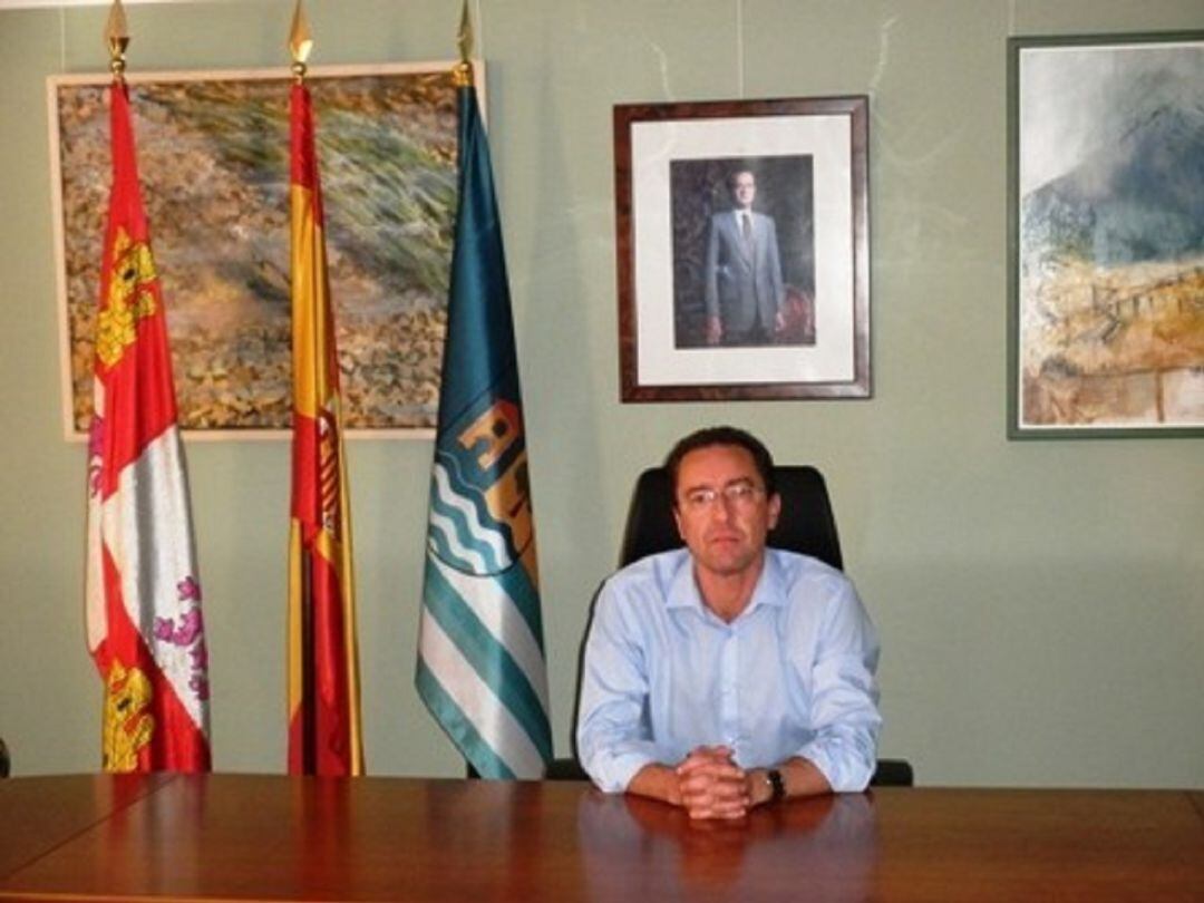 El PSOE exige la dimisión del alcalde de Palazuelos de Eresma por presuntas irregularidades urbanísticas