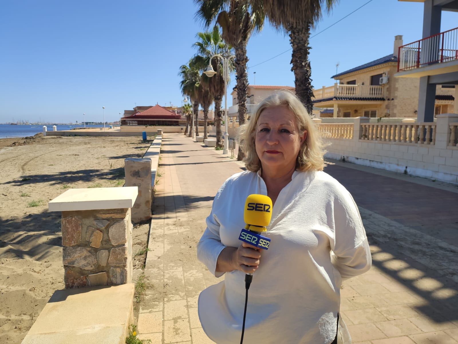 Nani Vergara, vecina de Los Nietos, en el especial 'Hoy por Hoy Región de Murcia' desde el Mar Menor
