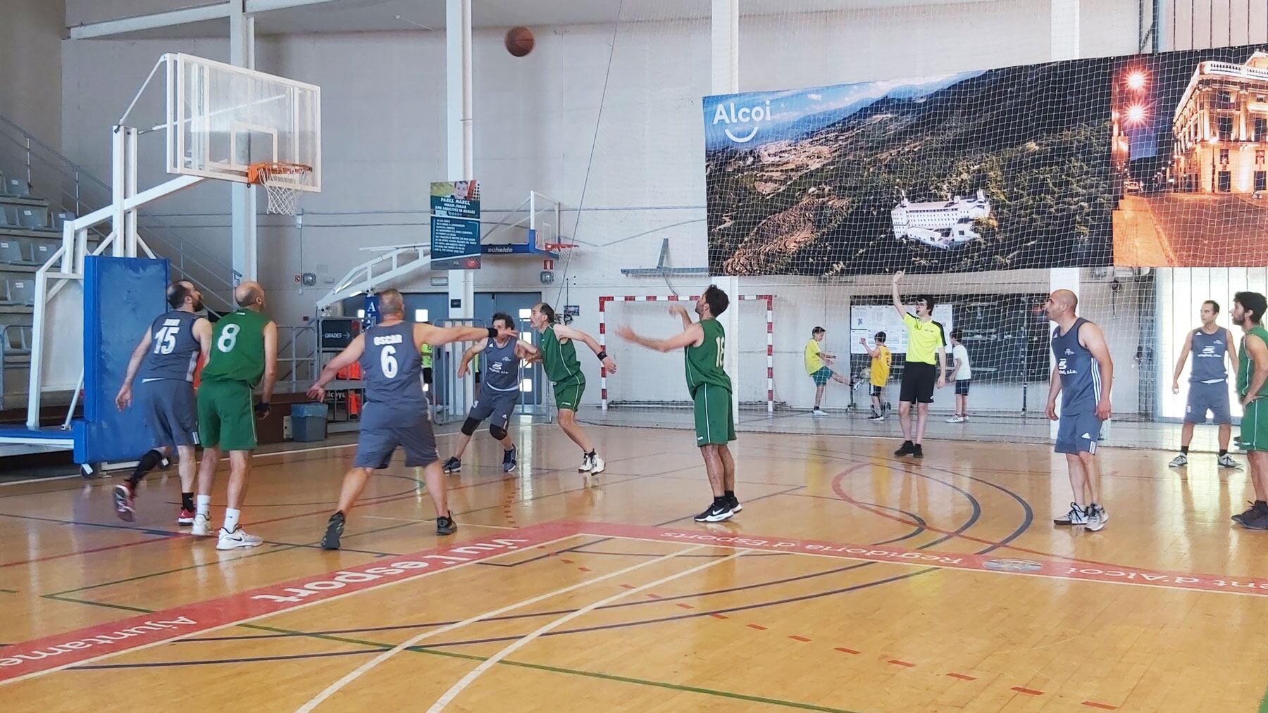 Un instante de la final entre el Font Roja y Els Ponts Albaida