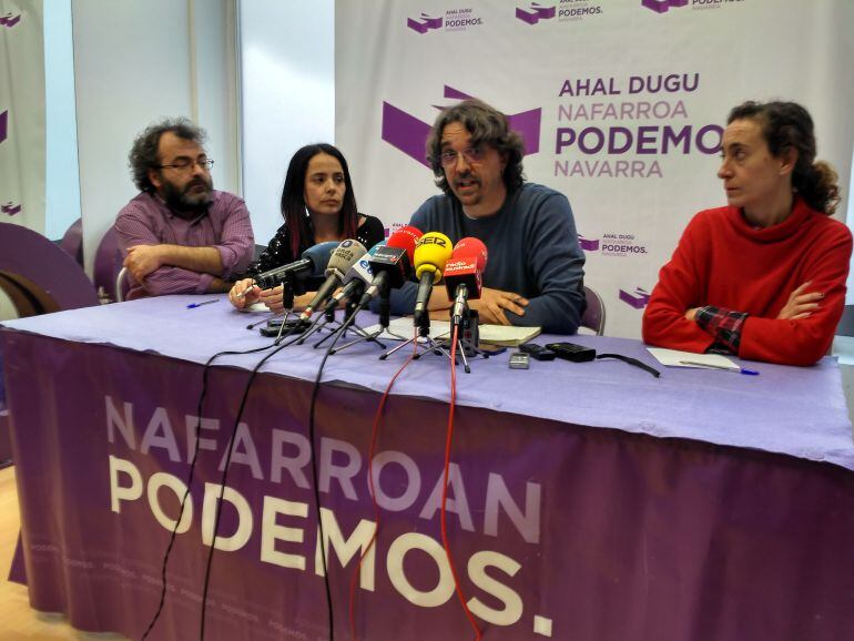 Dani López, junto a otros integrantes del consejo de coordinación de Podemos.