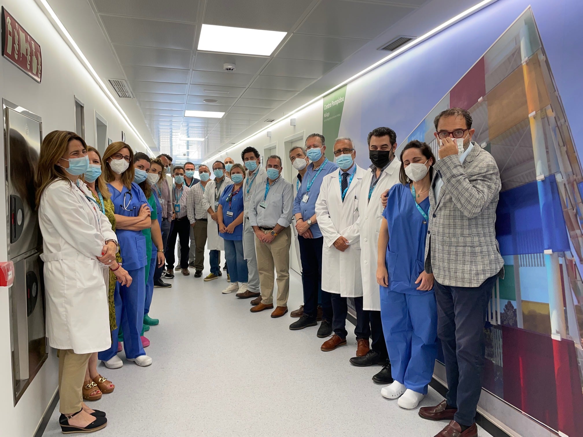 Visita a la remodelada área de hematología