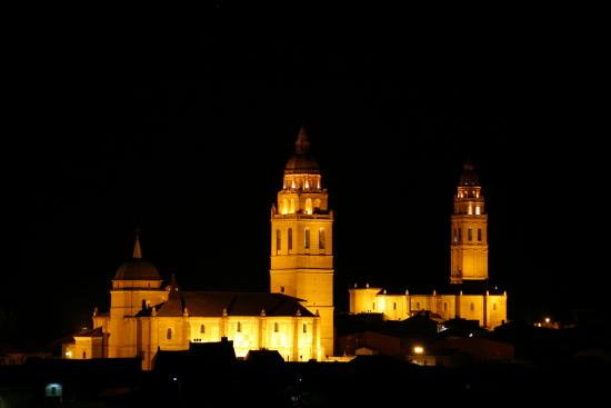 Vista nocturna de Alaejos