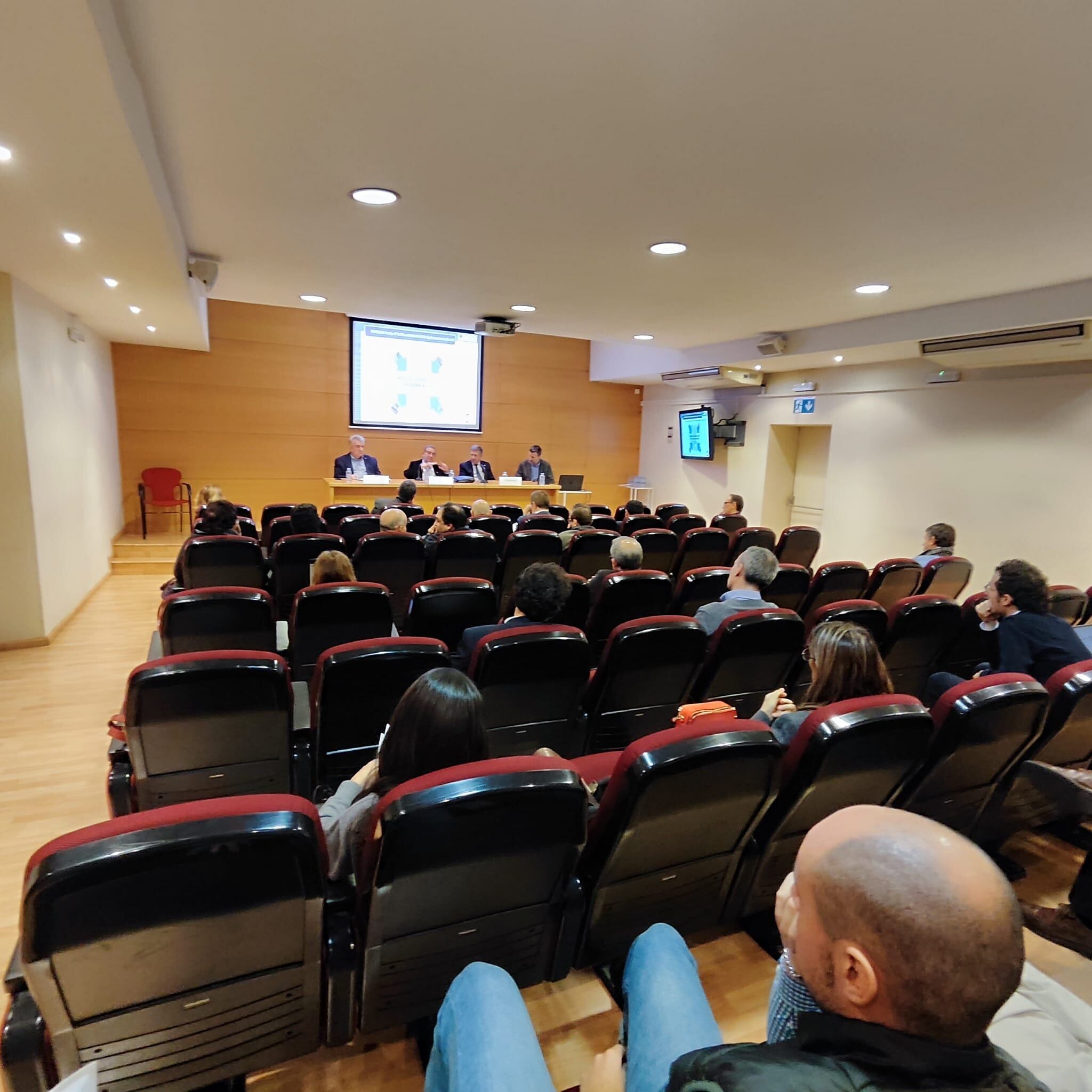L'estudi s'ha presentat a la Sala d'Actes de la Cambra de Comerç de Lleida.