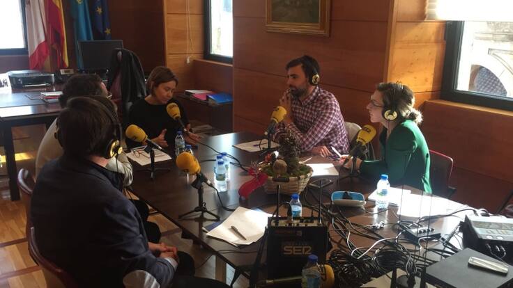 Carmen Moriyón y Fernando Couto repasan la actualidad municipal de Gijón