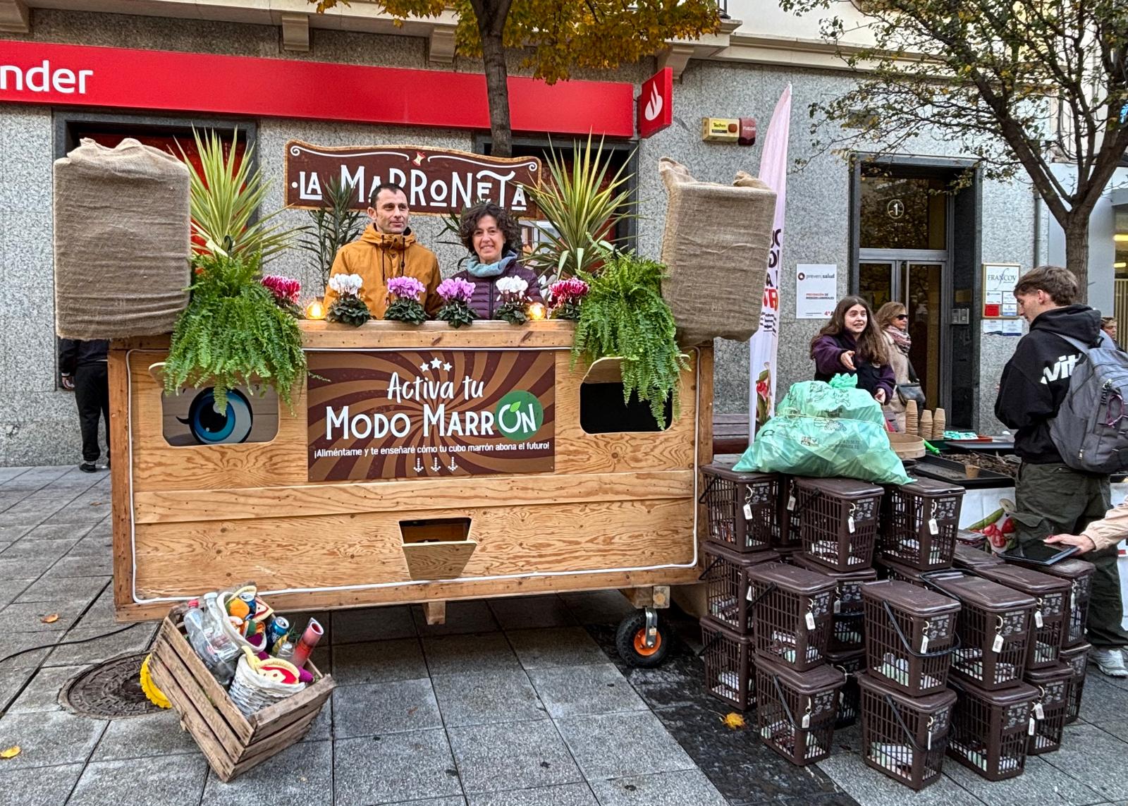 La Marroneta con los responsables de Grhusa