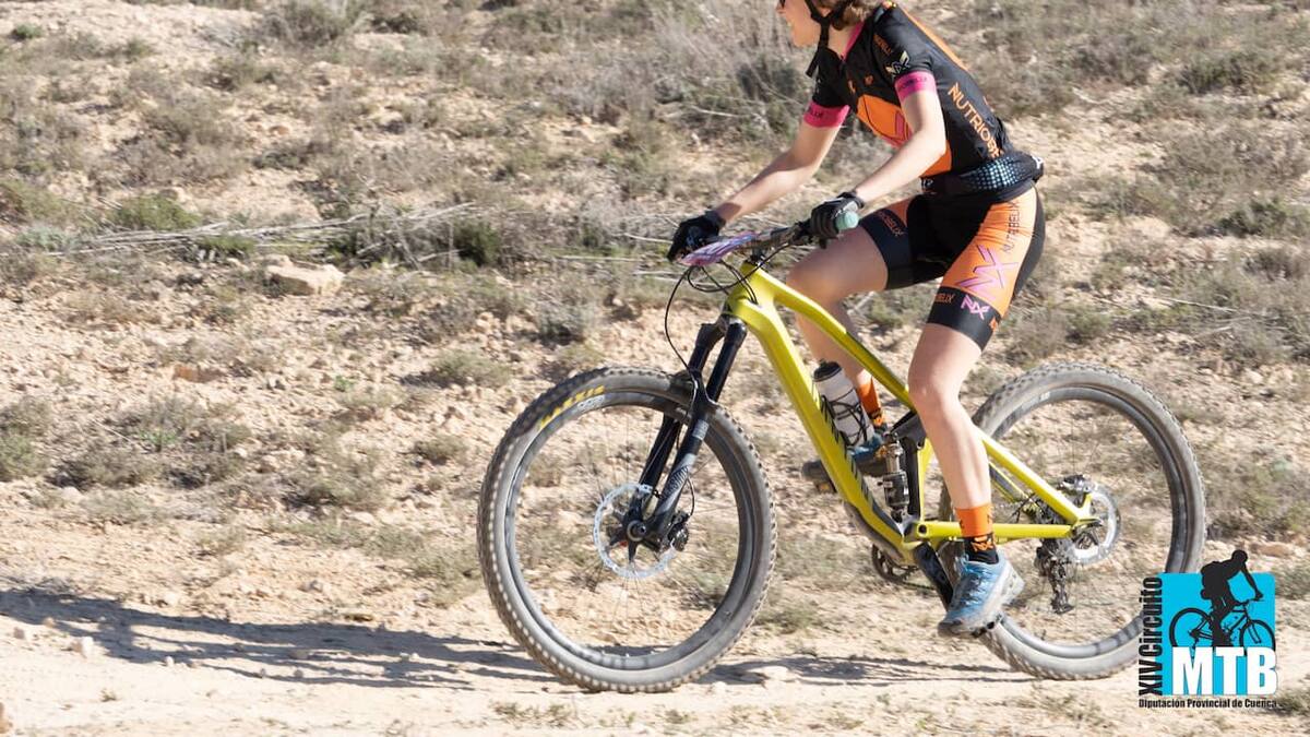 El club ciclista 'Ajo y Agua' de Las Pedroñeras renueva su circuito MTB de cara a la prueba de la Diputación de Cuenca