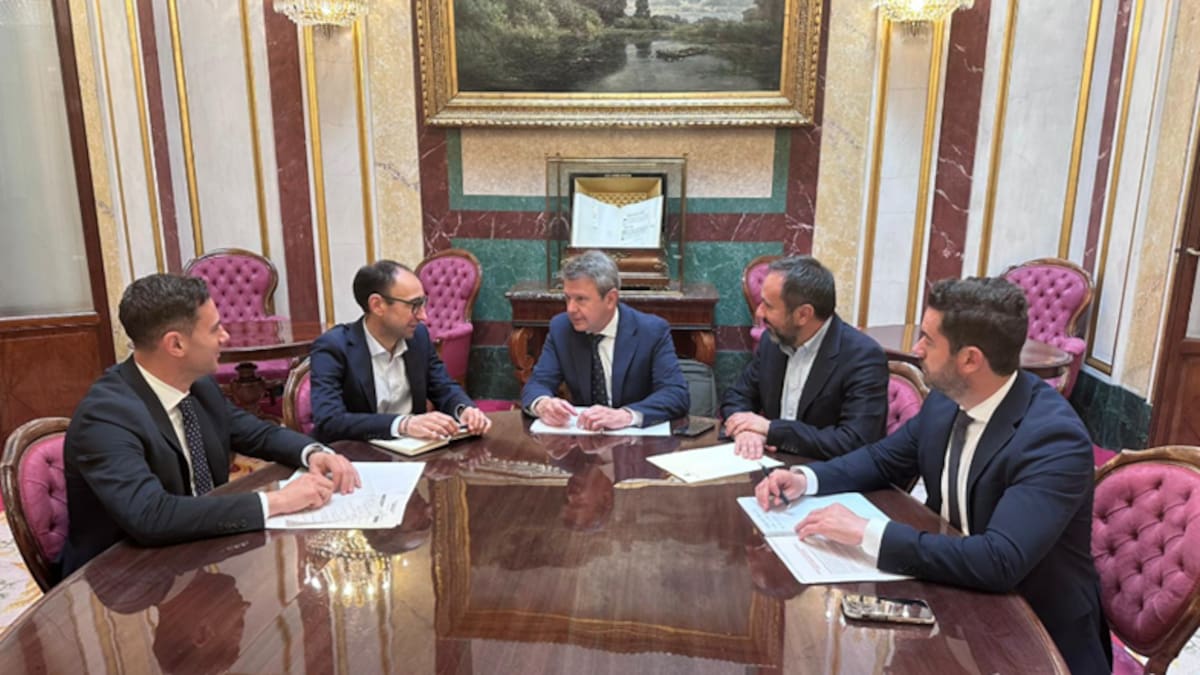 El Gobierno responde a las críticas y anuncia avances en el estudio del tren Ruta de la Plata