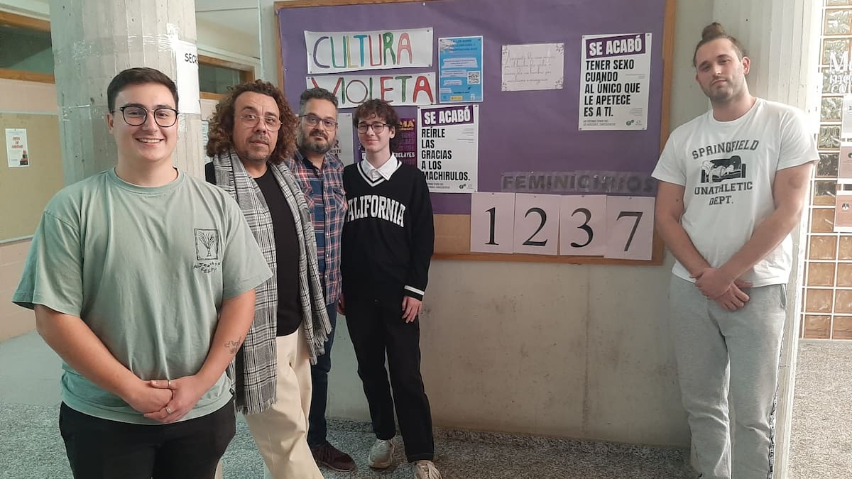 Alumnos del centro Valle de Elda opinan sobre la lucha contra la violencia de género