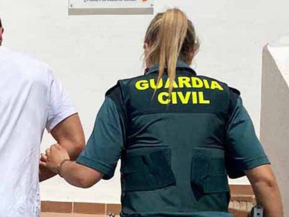 Detenido por un delito de robo con fuerza en una vivienda de Ibiza en la que sustrajo hasta un vehículo