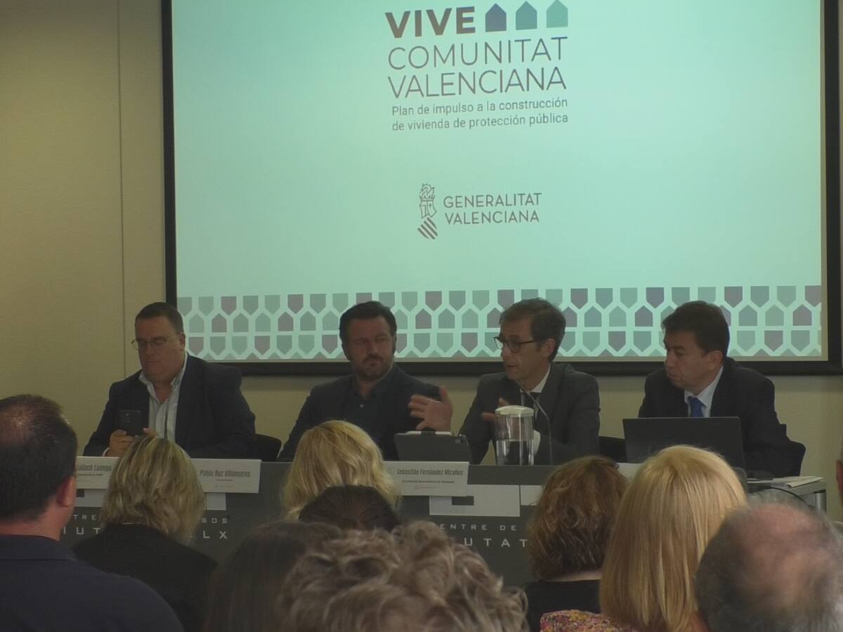 Conselleria presenta el "Plan Vive" en Elche con medidas para reducir el precio de la vivienda