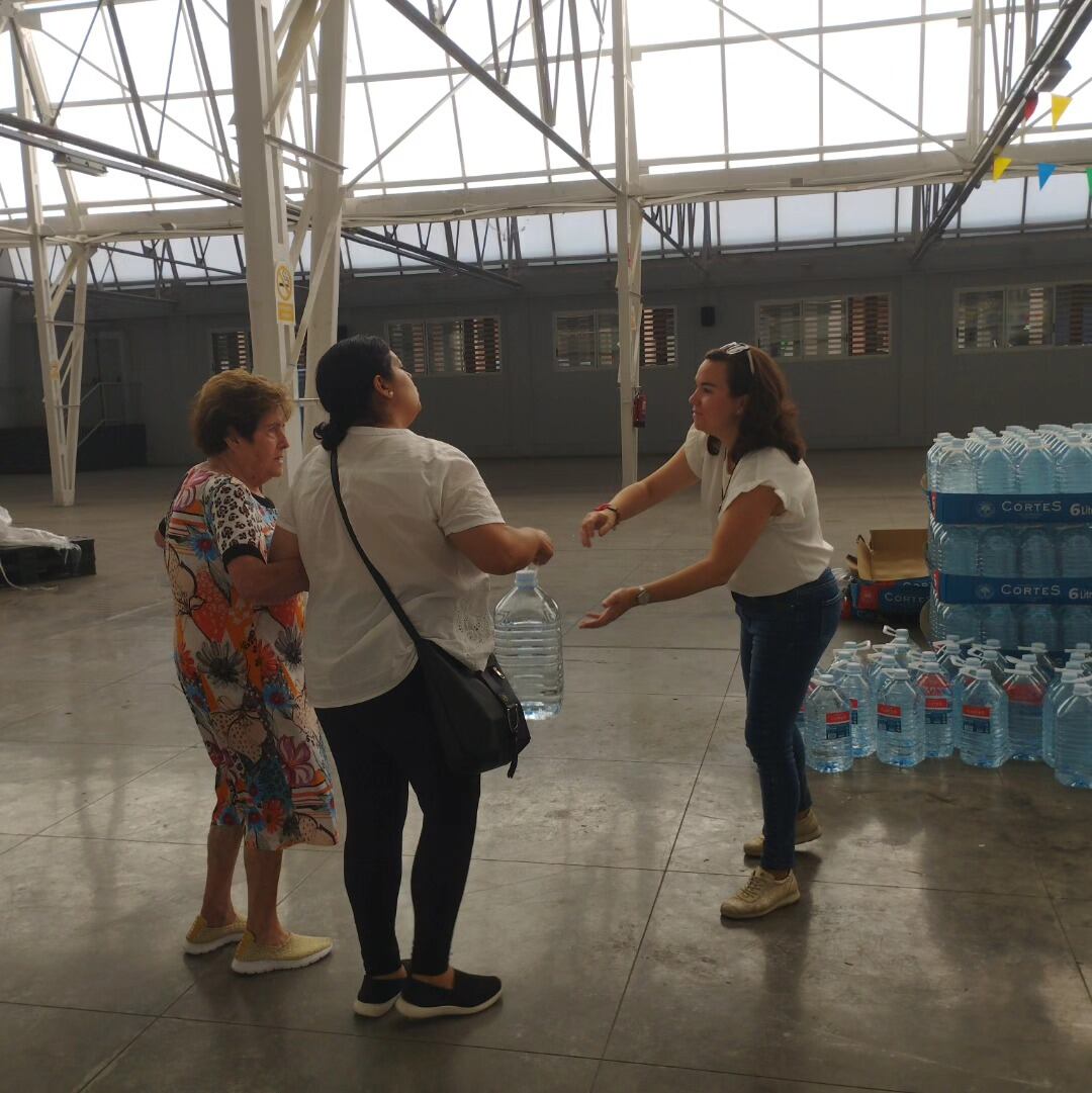 Reparto de garrafas de agua en Tarazona (Zaragoza)