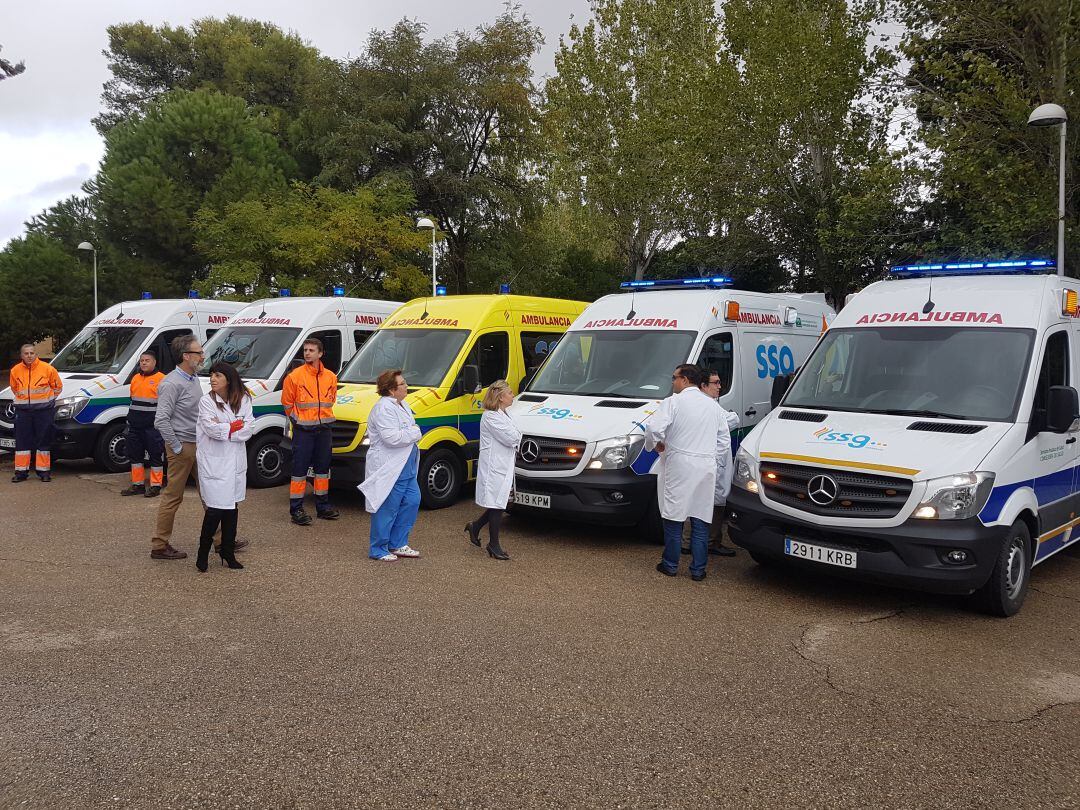 Parte de la nueva flota de ambulancias para el Hospital de San Agustín