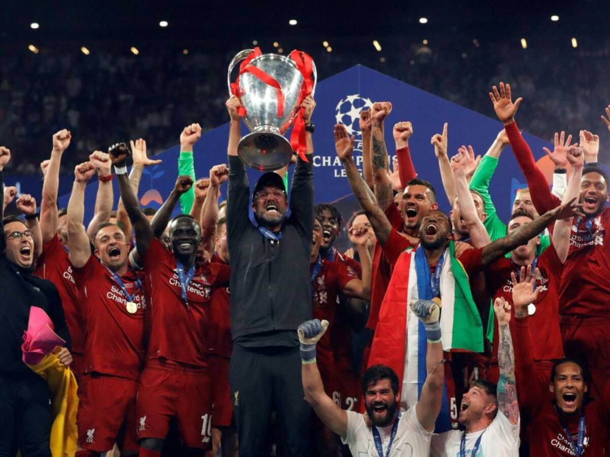 Un capote sanluqueño en la celebración del Wanda