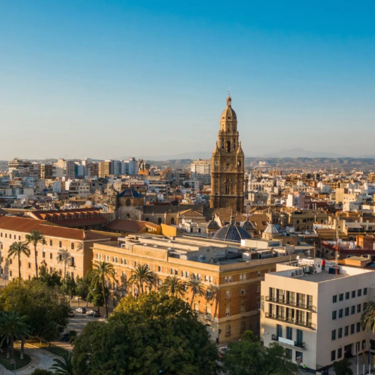 El 76% de la población denuncia carencias en el transporte público nocturno en ciudades como Murcia