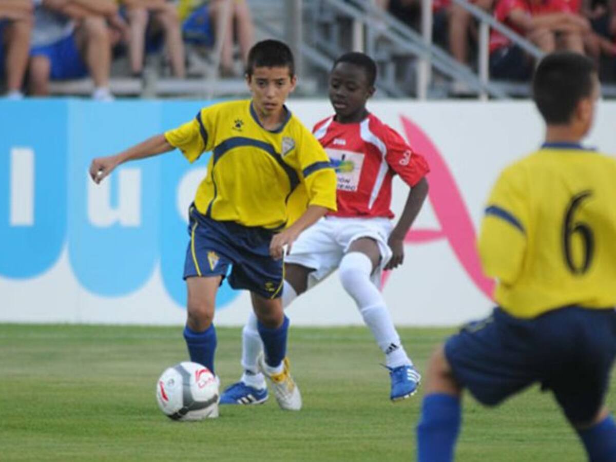 Expulsaran els pares que insultin | 13-04-2015