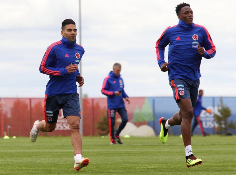 Facao y Yerry Mina, en un entrenamiento de la selección de Colombia.