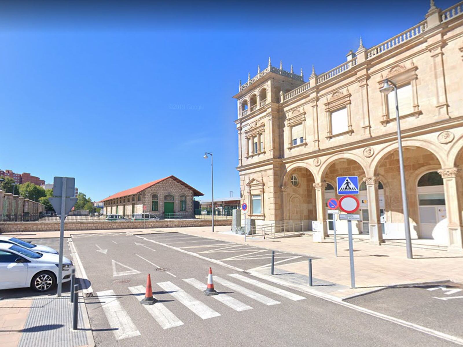 Parking de la estación del ferrocarril de Zamora