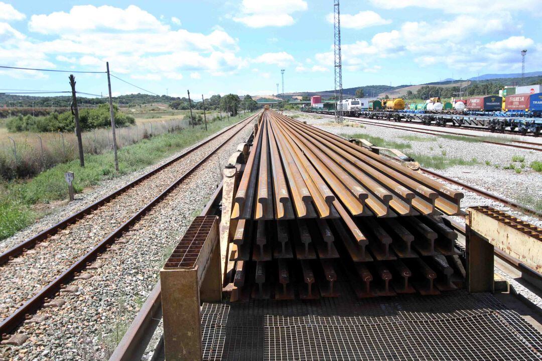 Railes para la mejora de la Algeciras-Bobadilla