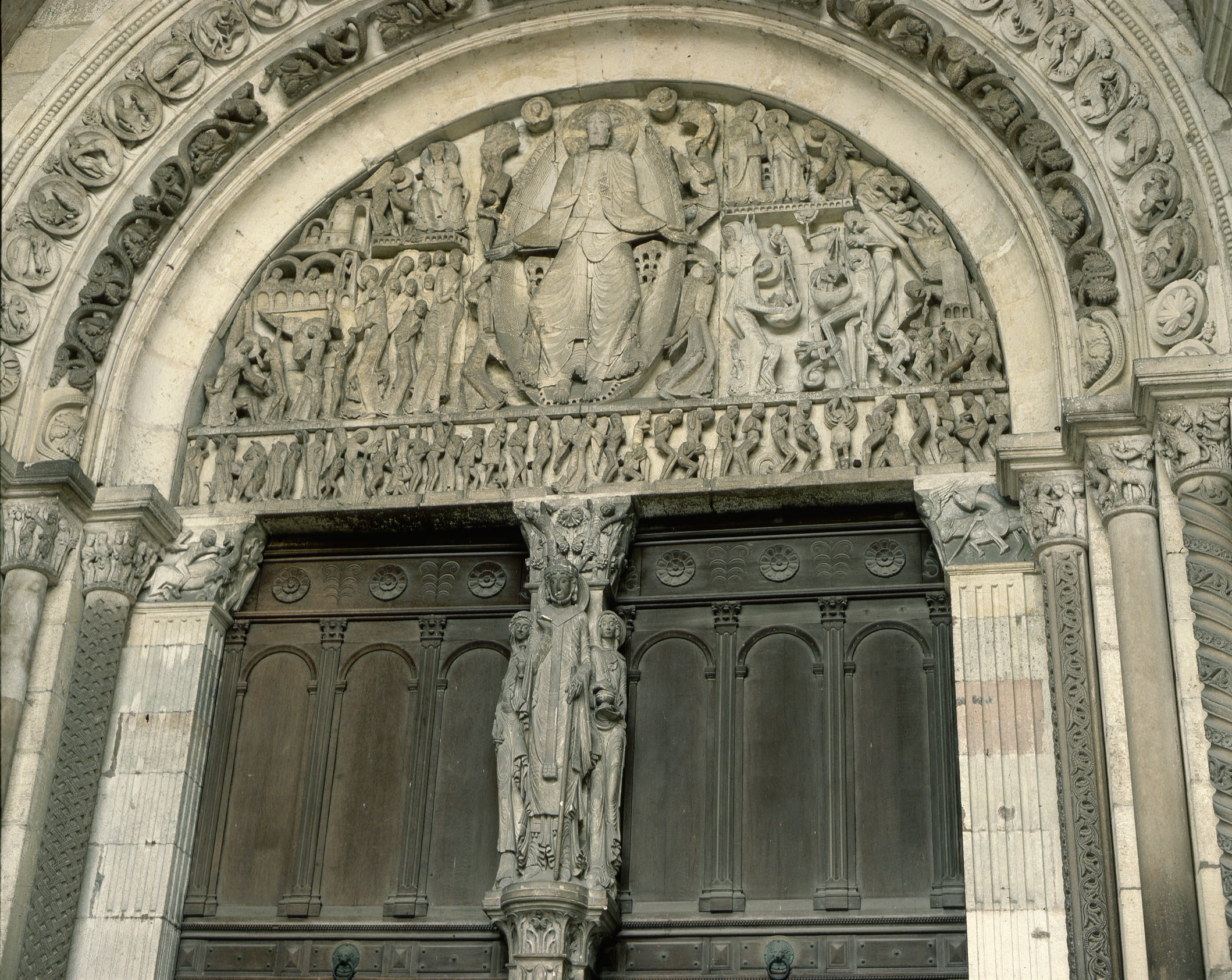 Portada de la Catedral