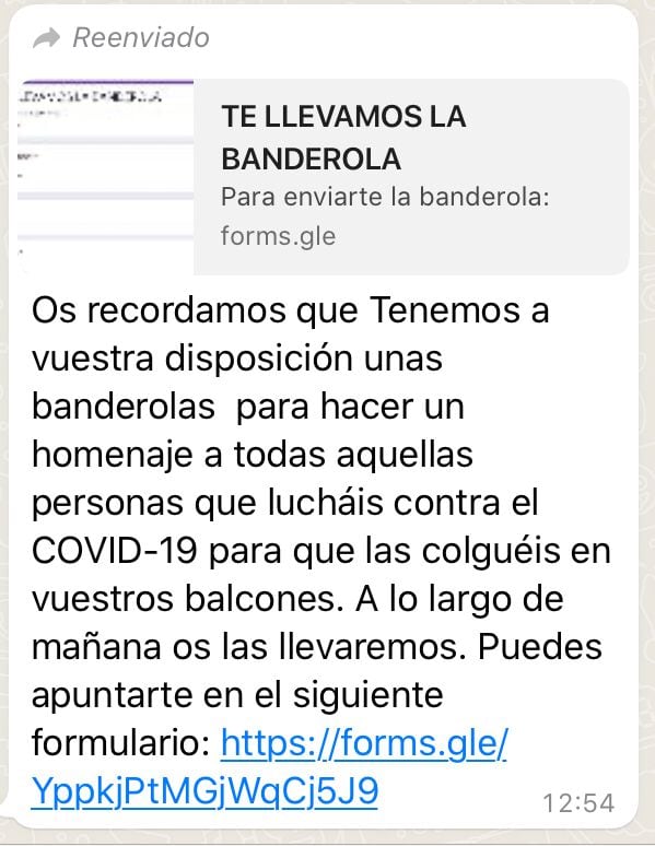 Captura del mensaje de whatsapp &#039;Te llevamos la banderola&#039;