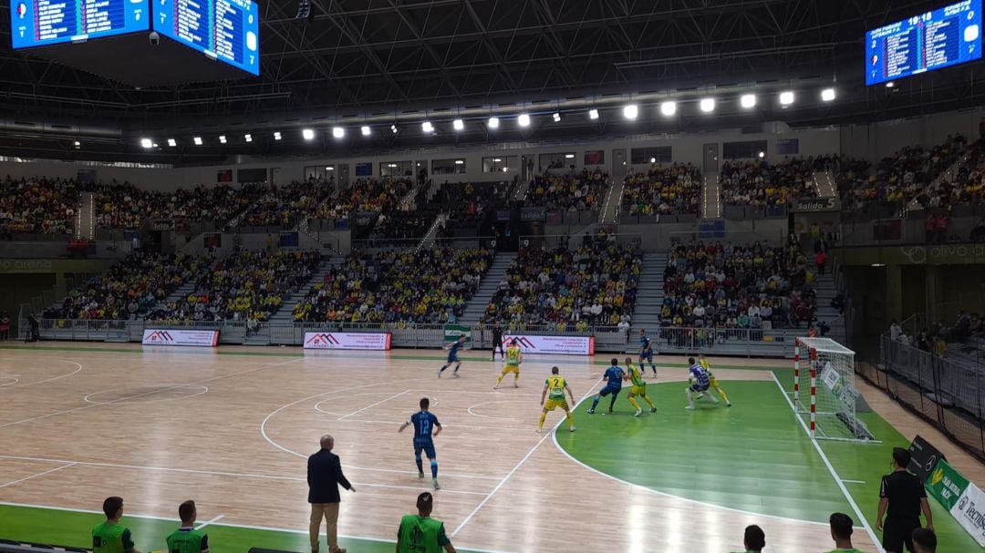 El público vibró con los goles y el juego de su equipo