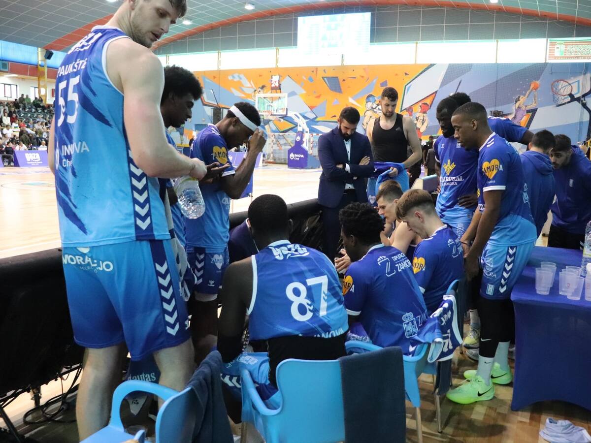 Victoria loca para el CB Zamora