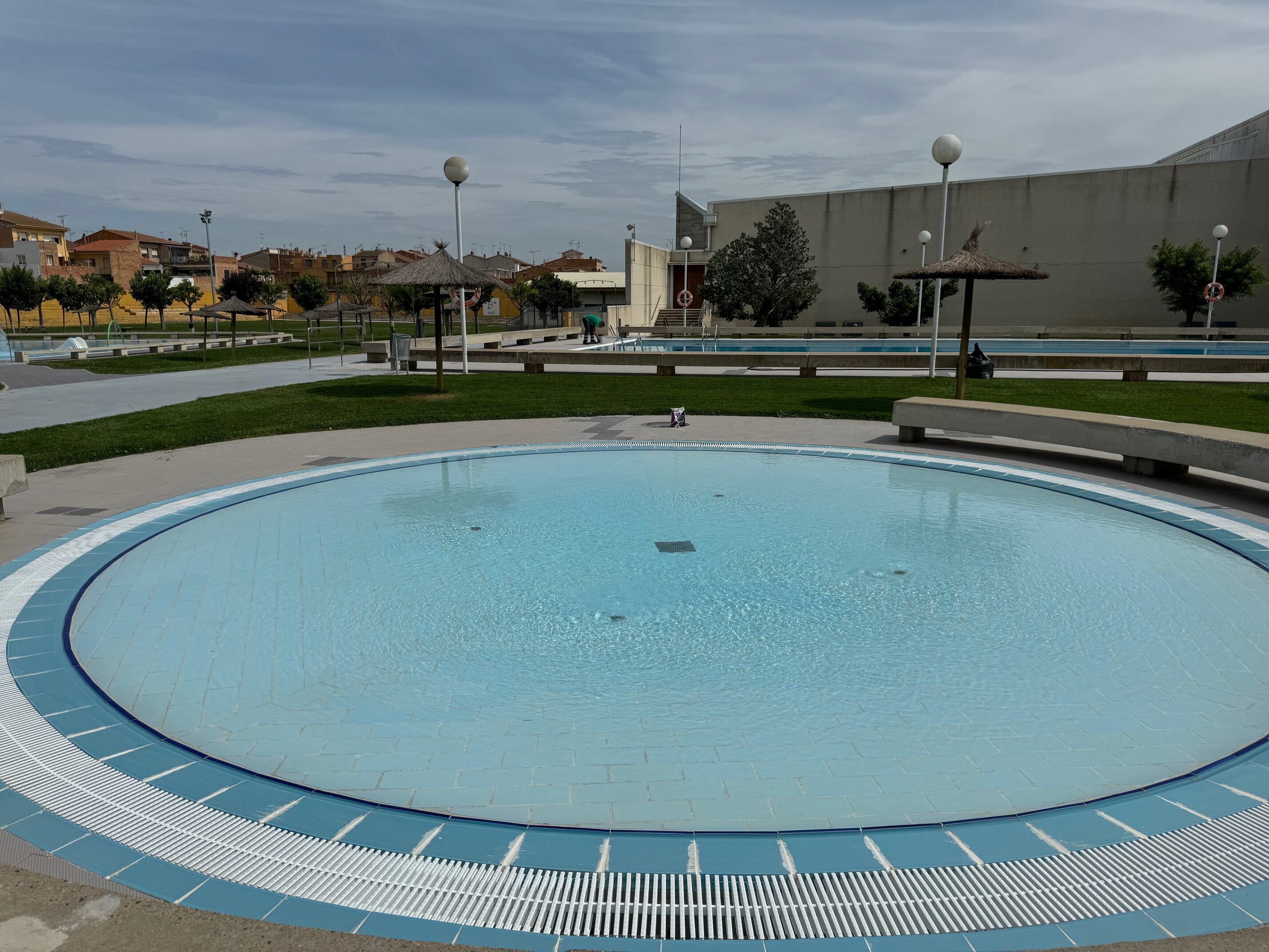 Binéfar abre la temporada de verano en las piscinas municipales 