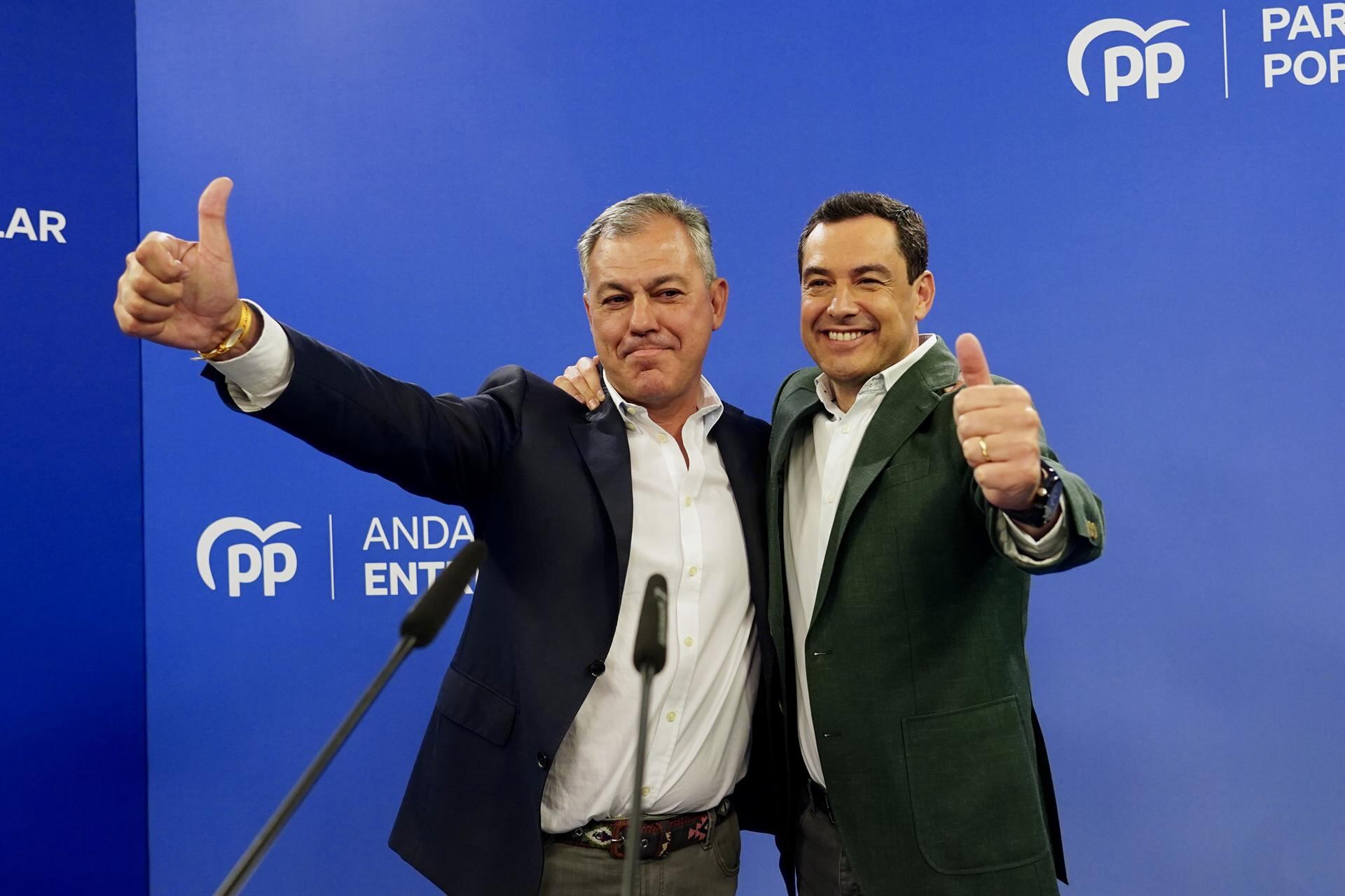 José Luis Sanz y Juan Manuel Moreno Bonilla, tras los resultados electorales.