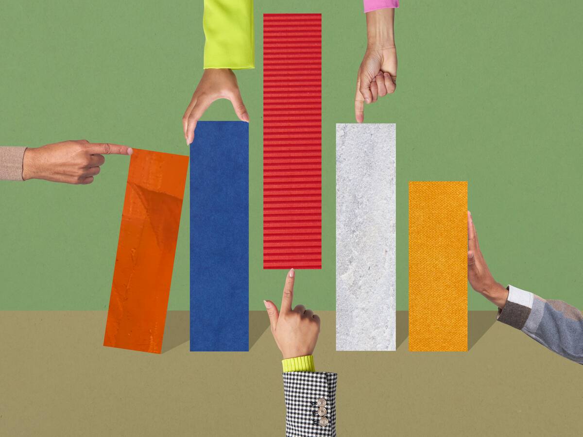 La semana de la Región de Murcia en datos: trenes, aviones, autobuses, IPC, oposiciones, lotería y ciberdelincuencia