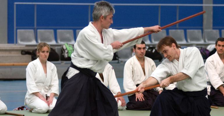 Deportistas practicando Aikido 