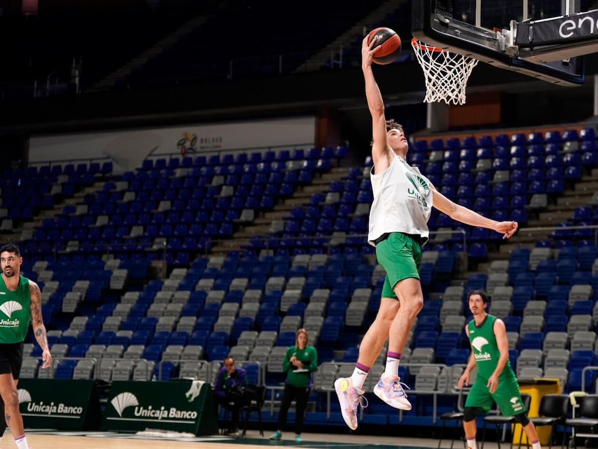 Oficial: Saint-Supéry jugará cedido en el Tizona de la Leb Oro