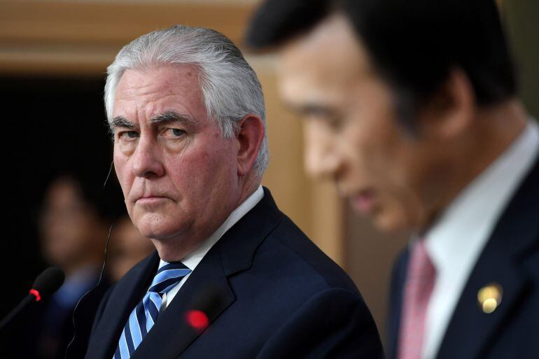  Rex Tillerson, Secretario de Estado Norteamericano durante la rueda de prensa que ha celebrado con su homólogo de Corea del Sur