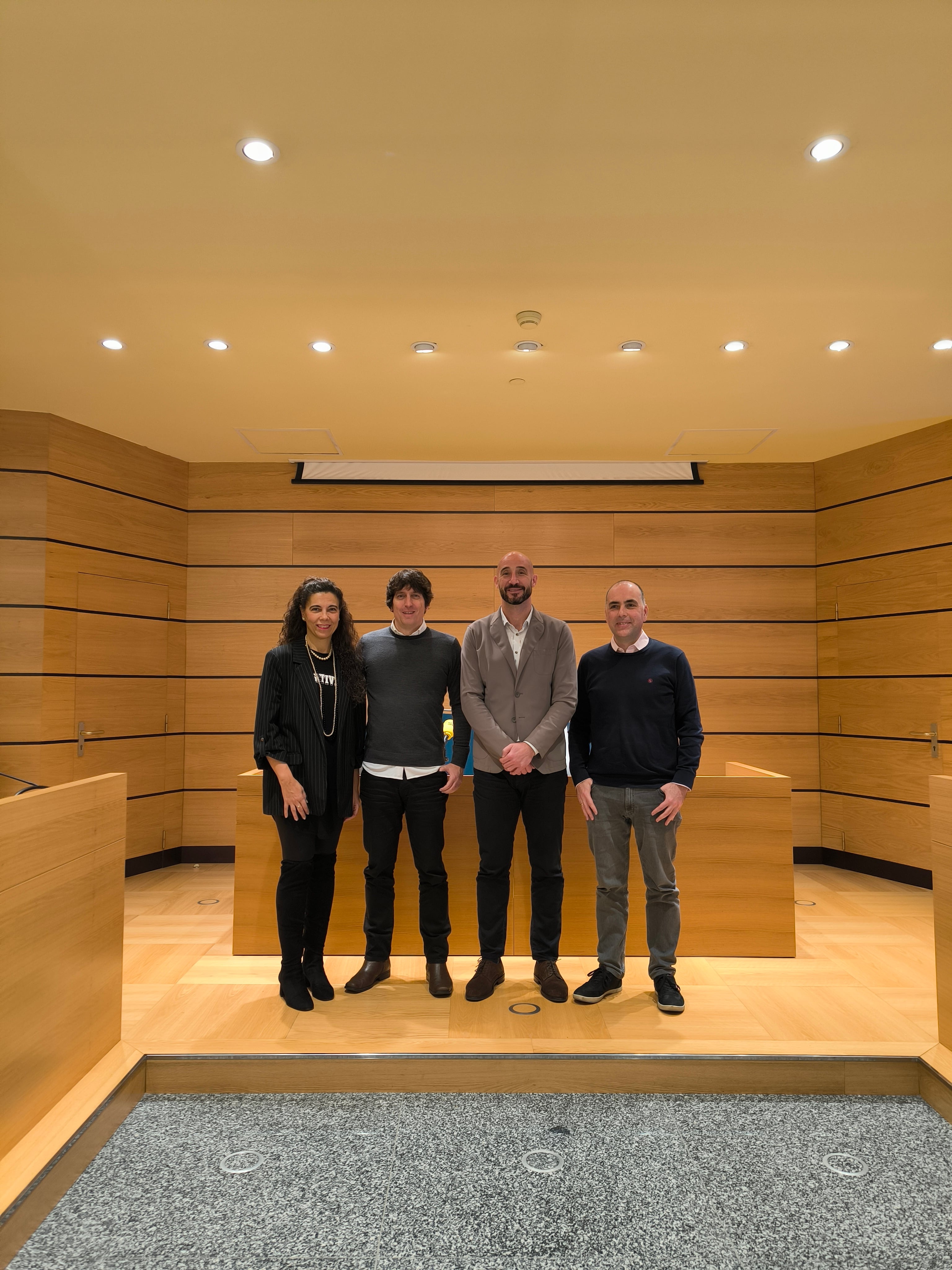 Los dirigentes del actual gobierno comparecen en rueda de prensa para hablar sobre los presupuestos municipales para 2026