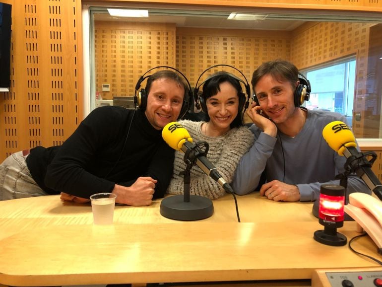 Lucía Lacarra, Iker Murillo y Vitali Safronkine en Radio San Sebastián.