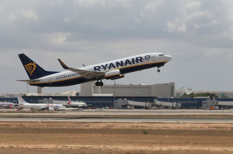 Avión de la compañía irlandesa Ryanair.