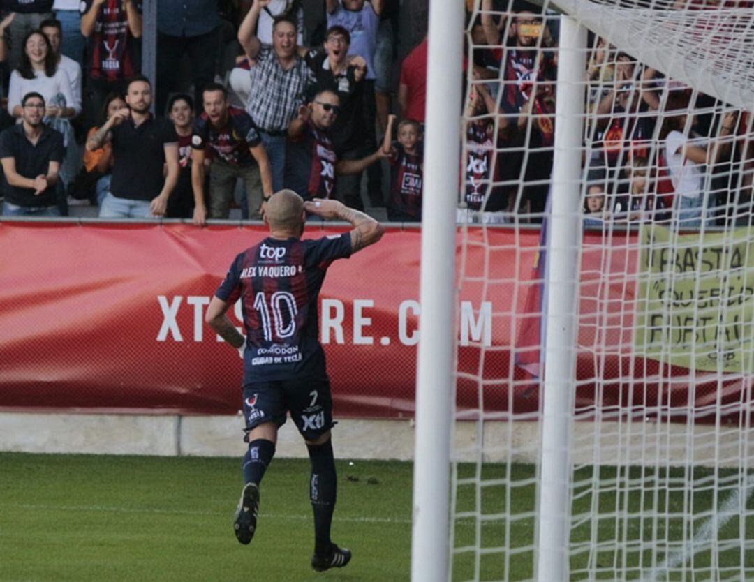 Vaquero celebrando un gol