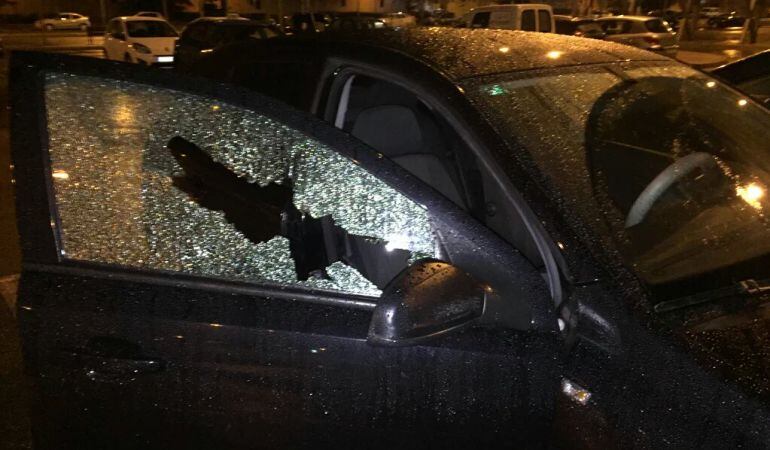 Tercer acto vandálico contra el coche de un cargo de UPyD en Alcobendas