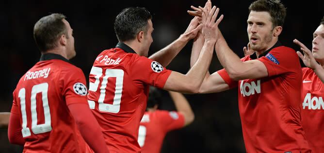 El delantero holandés marcó los tres goles del United