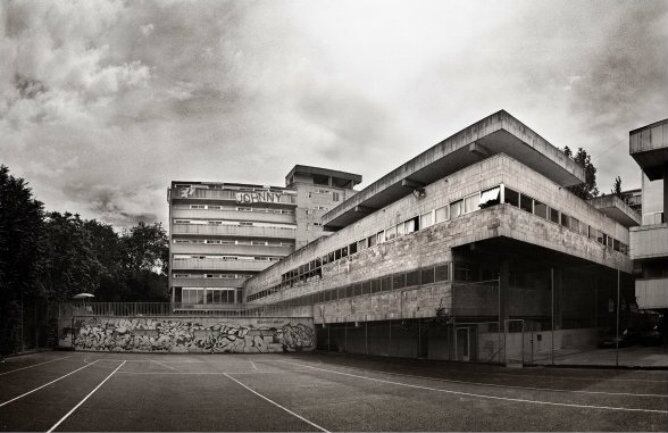 'El Johnny' desde su pista polideportiva
