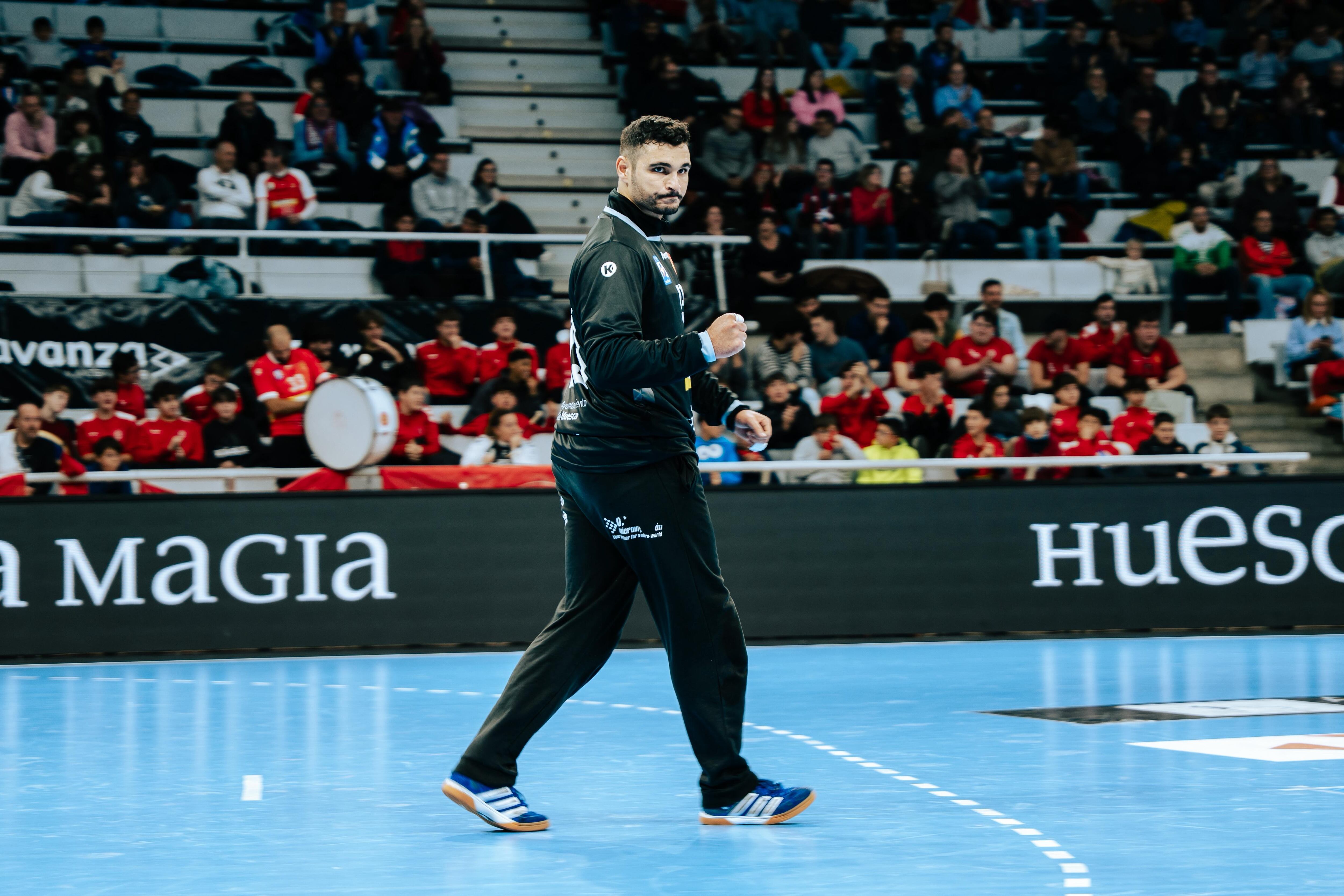 Ben Tekaya seguirá en el Bada Huesca dos temporadas más