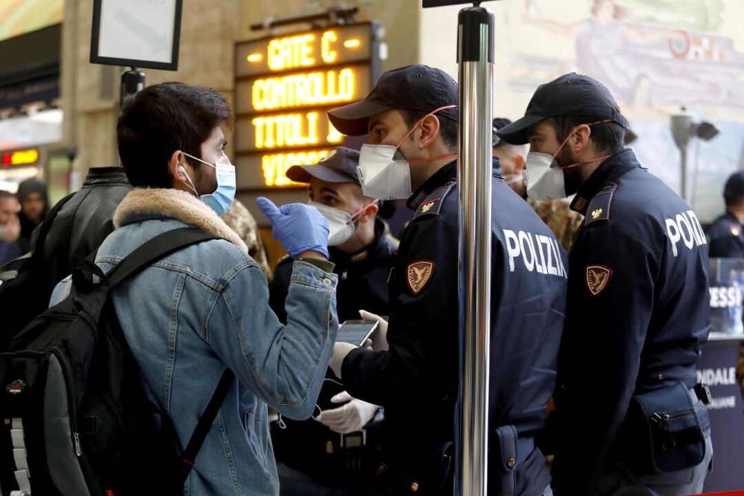 El coronavirus pasa factura al turismo 