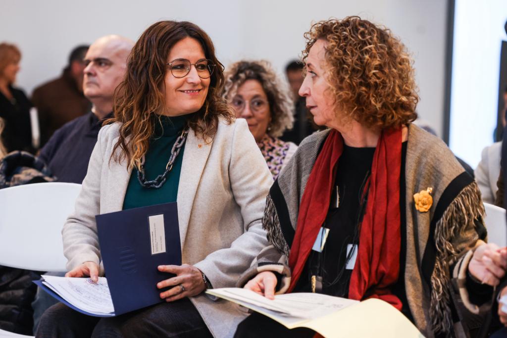 Laura Vilagrà y Ester Capella en Vilanova i la Geltrú