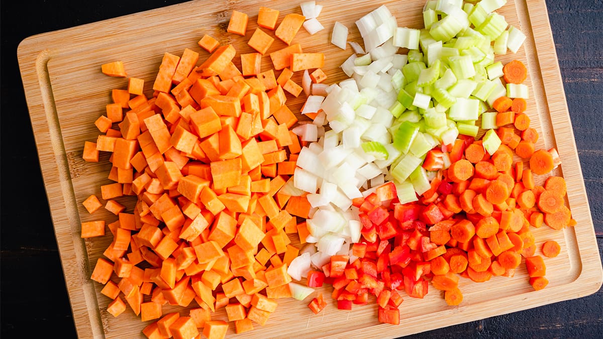 El cortador de verduras multifunción que más valoraciones tiene en Amazon es este