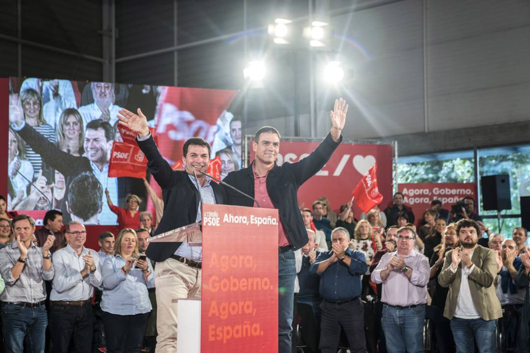 Gonzalo Caballero y Pedro Sánchez, el domingo en A Coruña