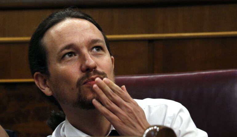 El líder de Podemos, Pablo Iglesias, al inicio de la segunda jornada del debate de la moción de censura 