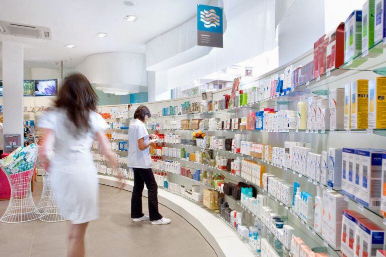 Interior de una farmacia.