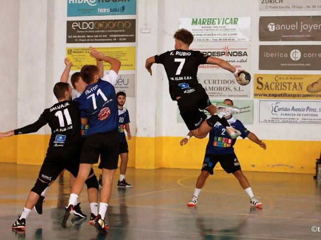 El Elda - C.E.E. quiere volver a la segunda posición