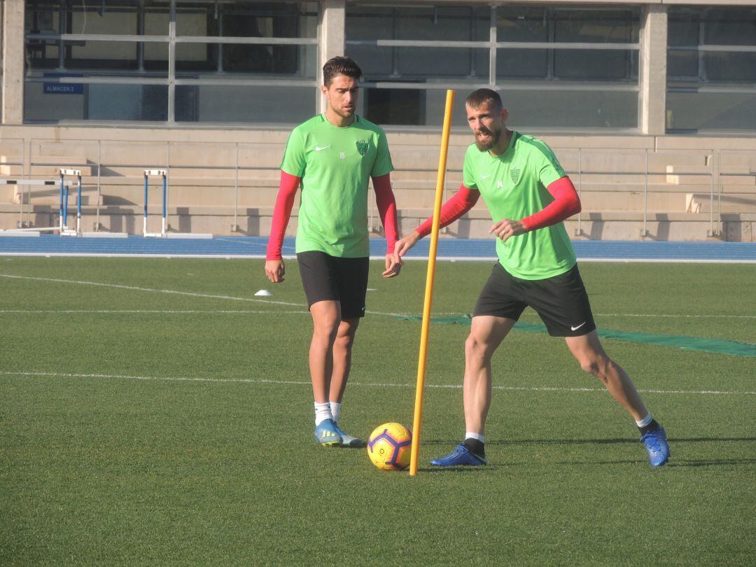 Savelcji, con Juan Ibiza, este martes en el Anexo. 